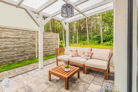 Day, Garden, View (from property/room), Balcony/Terrace, Seating area, Garden view