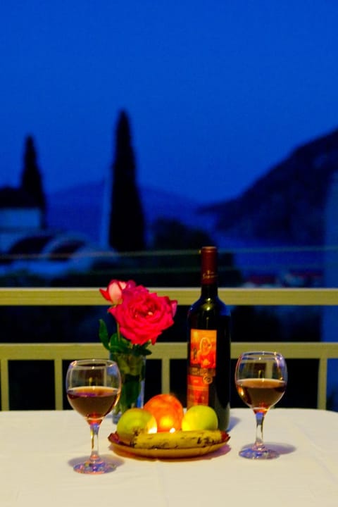 View (from property/room), Balcony/Terrace