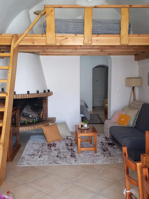 Bed, Living room, Seating area