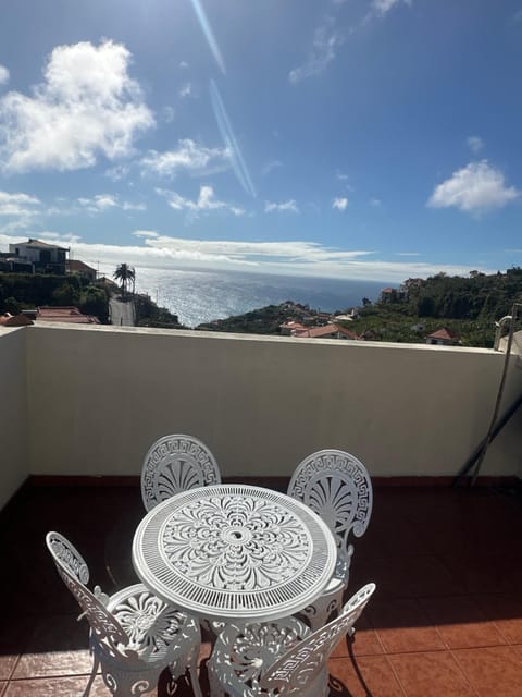 Balcony/Terrace, Dining area, Mountain view, Sea view