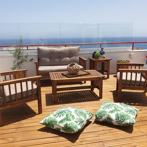 Patio, Day, Balcony/Terrace, Living room, Sea view