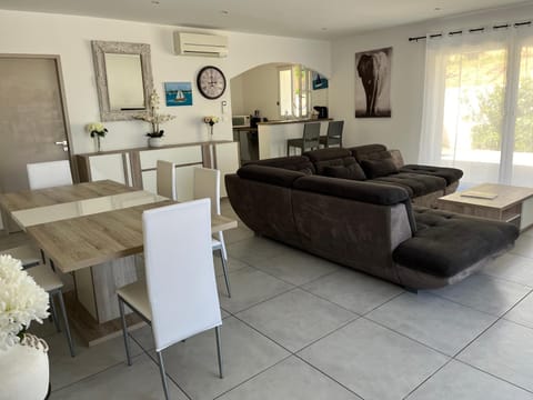 Les Néfliers Apartment in Sainte-Maxime