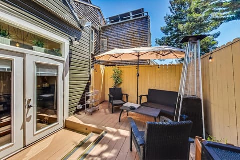 Patio, BBQ facilities, Seating area