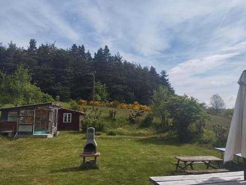 Gîte Le chant des mésanges avec 3 chambres House in Provence-Alpes-Côte d'Azur