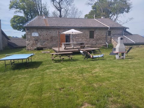 Gîte Le chant des mésanges avec 3 chambres House in Provence-Alpes-Côte d'Azur