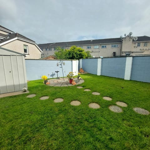 Inis Lua House Vacation rental in Limerick