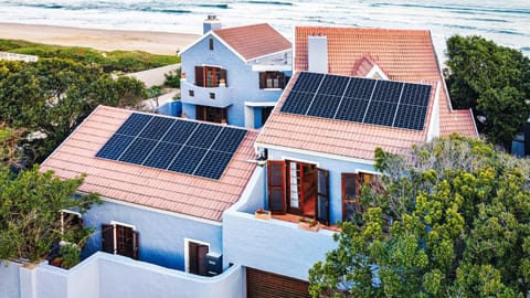 Property building, Day, Natural landscape, Bird's eye view, Balcony/Terrace, Sea view
