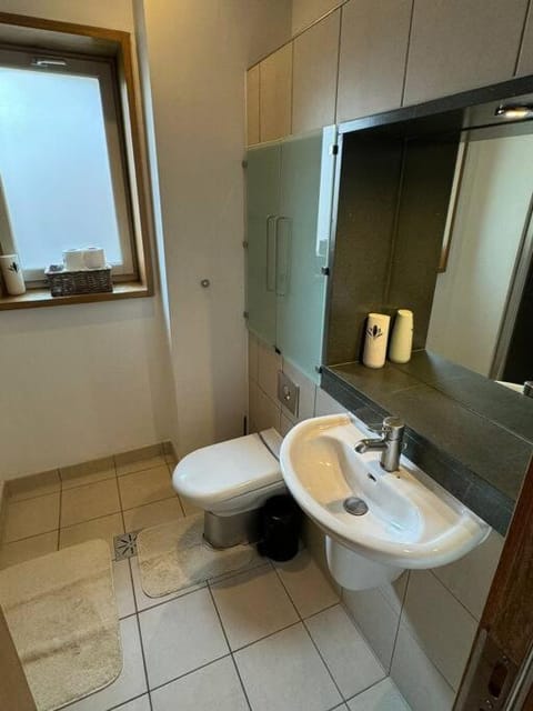 Toilet, Bathroom