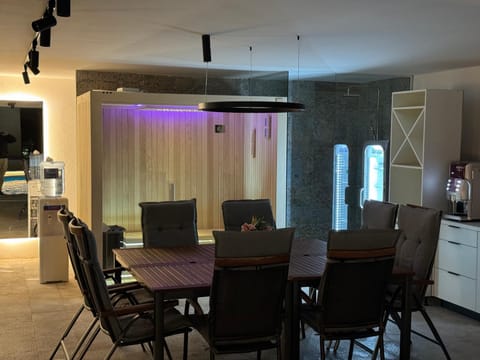 Sauna, Lounge or bar, Spa and wellness centre/facilities