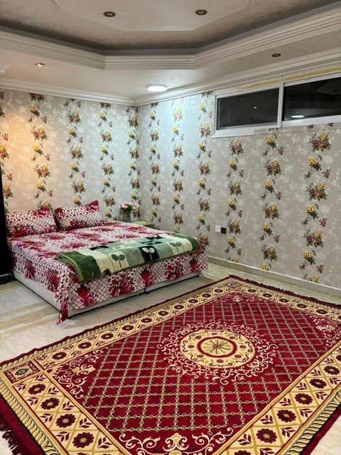 Furnished Bedroom with attached bath in Villa in sharjah Vacation rental in Ajman