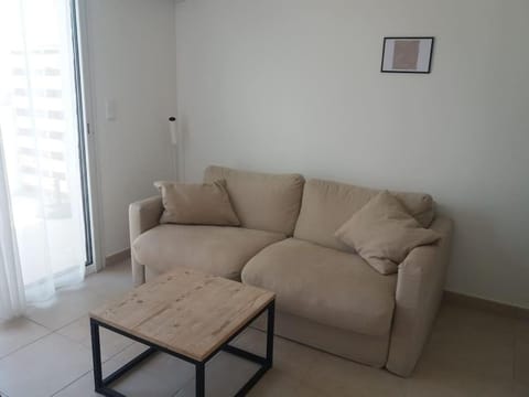 Appart T3 vue Mer/Montagne pieds dans l'eau N115 Apartment in Linguizzetta