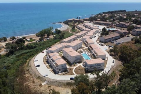 Appart T3 vue Mer/Montagne pieds dans l'eau N115 Apartment in Linguizzetta