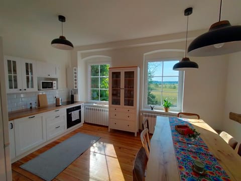 Dębowe dawna leśniczówka House in Pomeranian Voivodeship