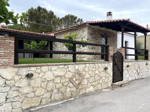 Aelia Cottage House Apartment in Euboea