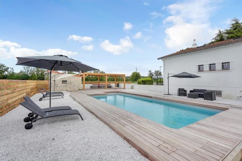 Pool view, Swimming pool