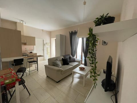 TV and multimedia, Living room, Dining area