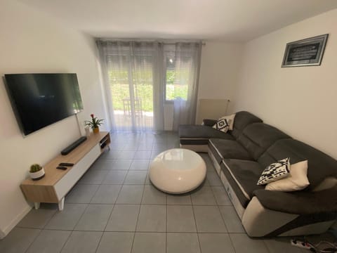 Apparemment T4 avec 3 chambres et terrasses Apartment in Besançon