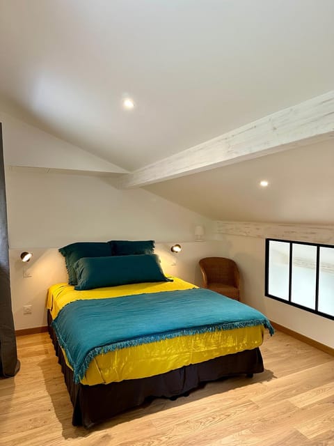 Photo of the whole room