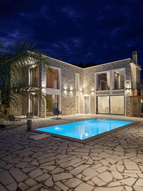 Night, Swimming pool