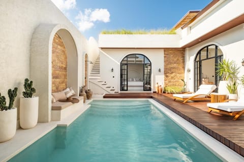 Patio, Swimming pool