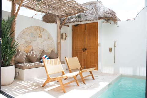 Patio, Pool view, sunbed