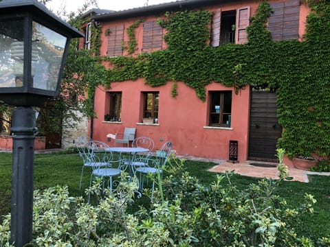 Property building, Spring, Day, Garden, Garden view