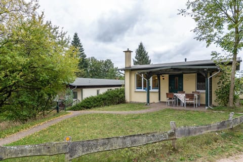 Krüseliner Mühle - Bungalows Campground/ 
RV Resort in Lychen