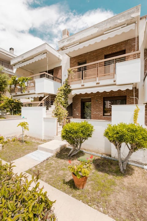 Property building, View (from property/room), Garden view