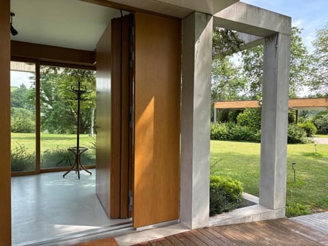 Facade/entrance, Garden view