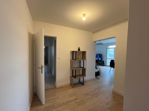 Skyview Appartement 4 Chambres Apartment in Valence