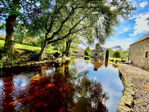 Moulin du Gast 35pers : jacuzzi sauna billard baby House in Brittany