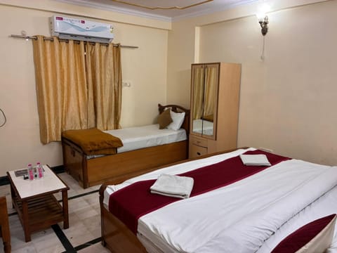 Hotel Vijay Niwas Hotel in Jaipur