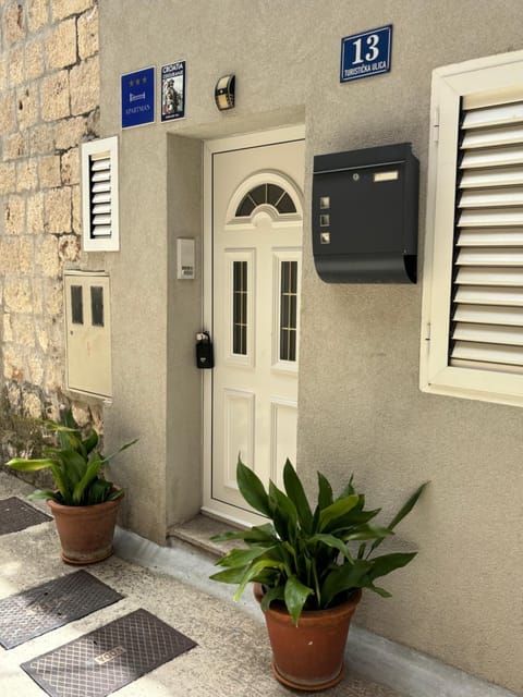 Marvis stone house Apartment in Šibenik-Knin County, Croatia