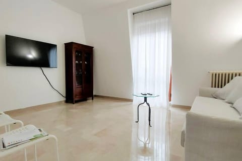 TV and multimedia, Seating area