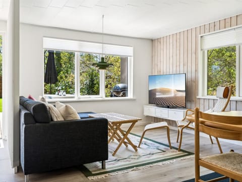 Holiday Home Roze - 450m from the sea by Interhome House in Central Denmark Region