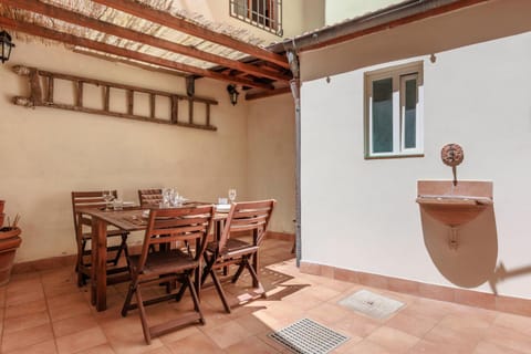 Balcony/Terrace, Dining area