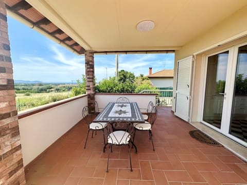 Patio, Balcony/Terrace, Dining area