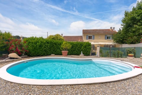 Mas Provençal House in Saint-Remy-de-Provence