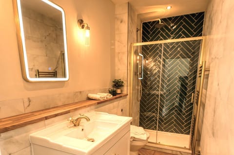 'Blair' in ApartNest Auchterarder House in Scotland