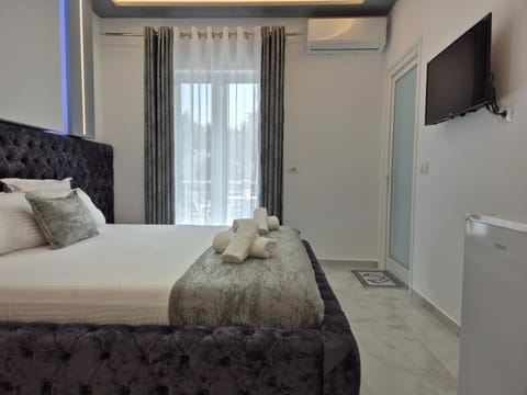 Vila Roxhest Apartment hotel in Sarandë