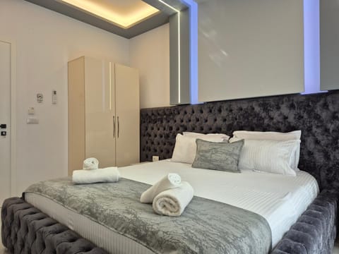 Vila Roxhest Apartment hotel in Sarandë