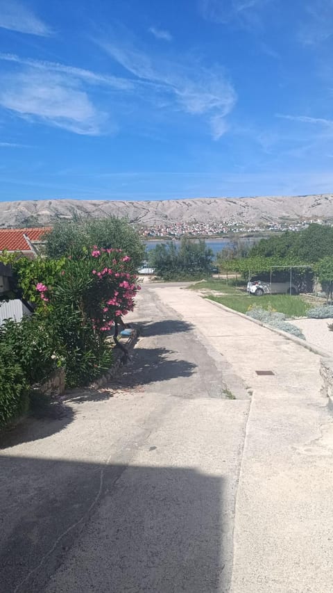 Property building, Neighbourhood, Sea view