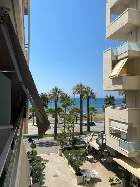 Property building, View (from property/room), Balcony/Terrace, Sea view
