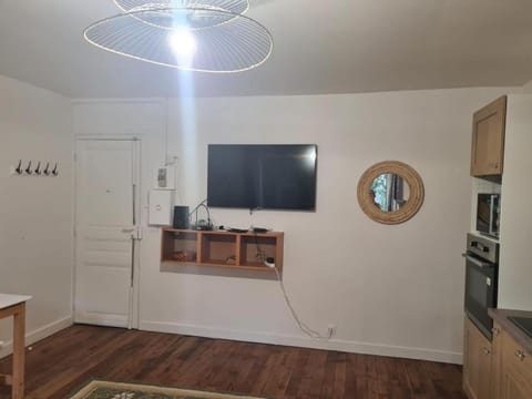 Appartement saint ouen 45M2 Apartment in Île-de-France