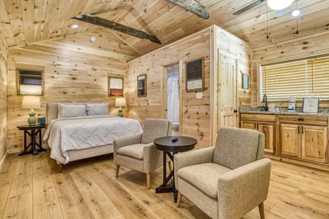 Grants Cottage, Pickleball Court, Creek, WIFI, Mountain Views, Starting at 79" House in Cosby