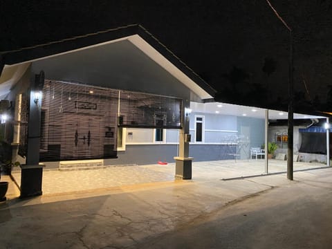 Property building, Night