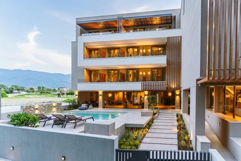 Property building, Swimming pool