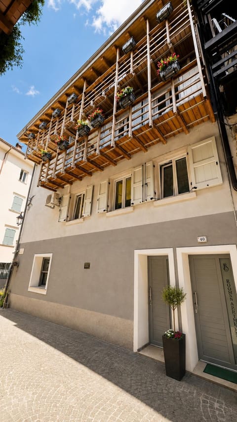 Property building, View (from property/room), Balcony/Terrace