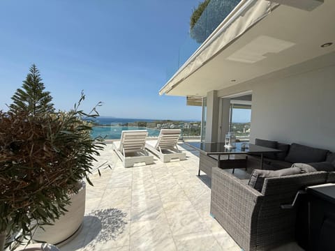 Dream View Vouliagmeni Apartment in Vouliagmeni
