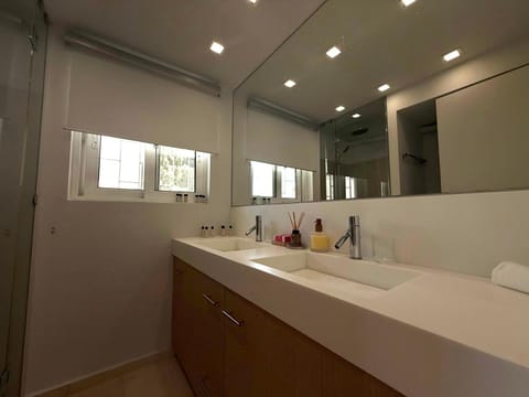 Dream View Vouliagmeni Apartment in Vouliagmeni